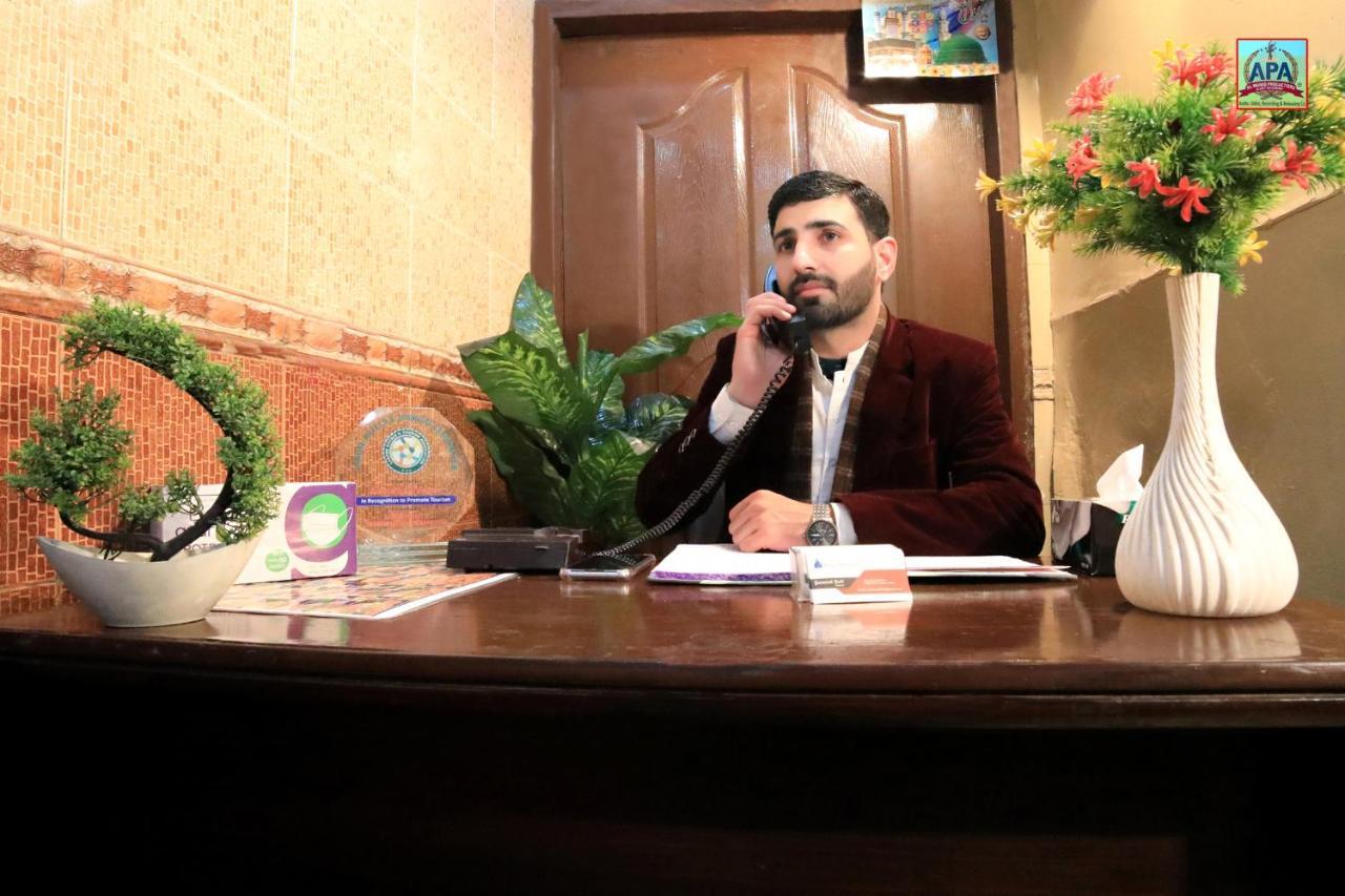 Royal Inn Guest House Lahore Exteriör bild